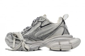 Balenciaga Wmns 3XL Sneaker "Worn-Out - Beige" Reps