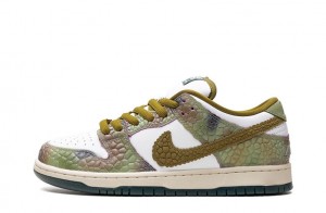Alexis Sablone x Dunk Low SB "Chameleon" Replica