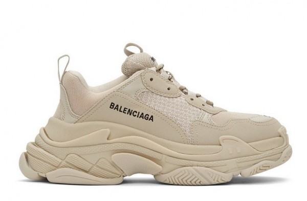 balenciaga sneaker triple s fake