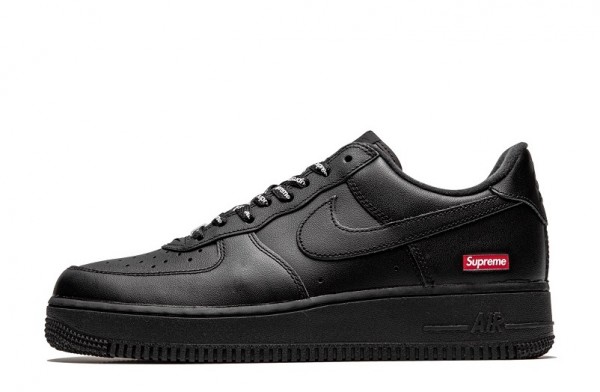 supreme airforces black